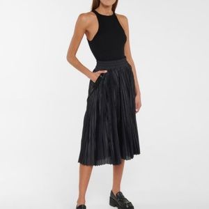 Nike+Sacai pleated ripstop midi skirt